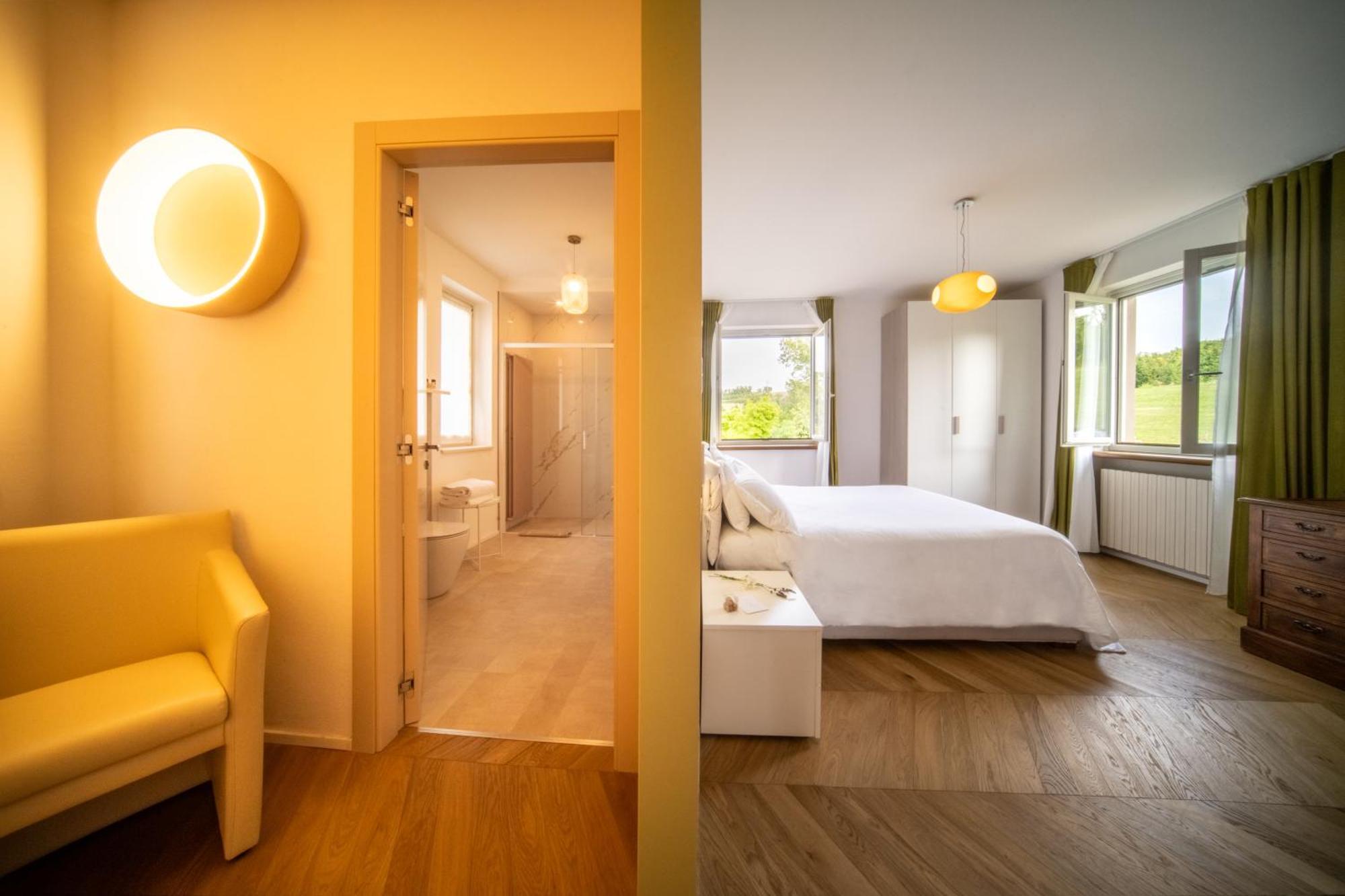 Hotel Limax Acis 4*