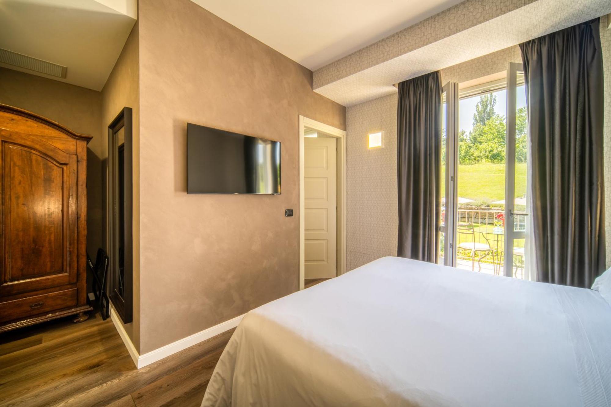 Hotel Limax Acis 4*