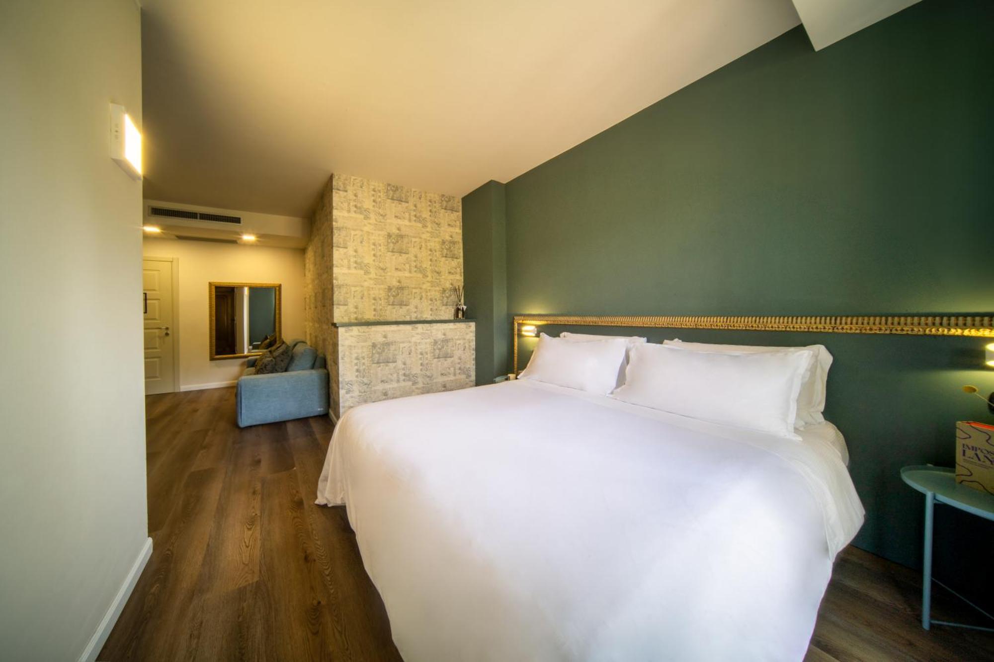 Hotel Limax Acis 4*